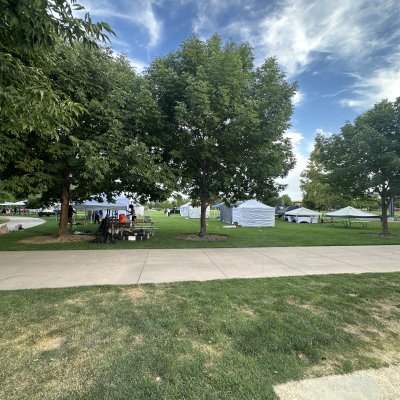 Some vendors setting up the day before the festival!